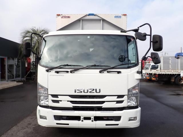 ISUZU FORWARD 2017