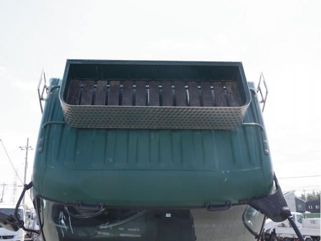 NISSAN DIESEL Quon 2014