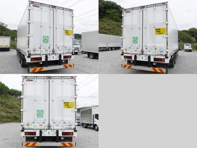 MITSUBISHI FUSOU FIGHTER 2009