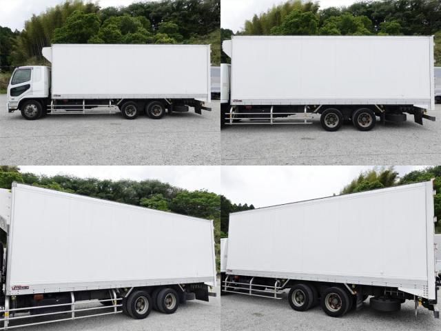 MITSUBISHI FUSOU FIGHTER 2009