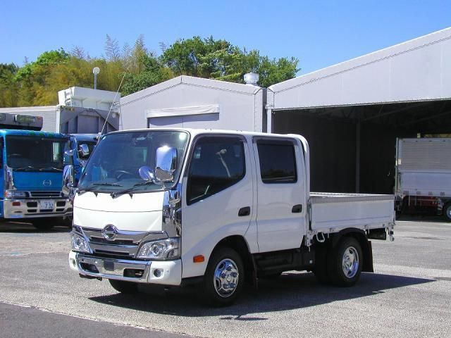 HINO DUTRO 2021