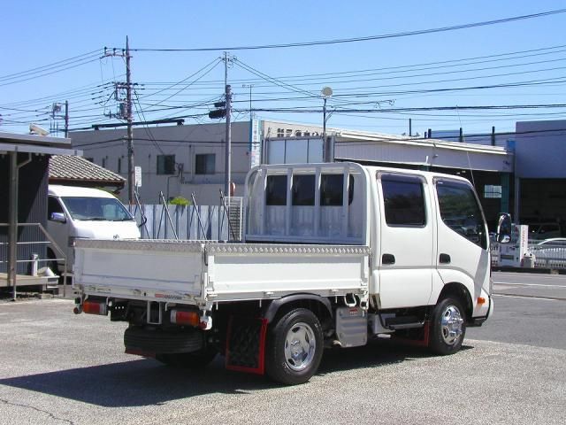 HINO DUTRO 2021