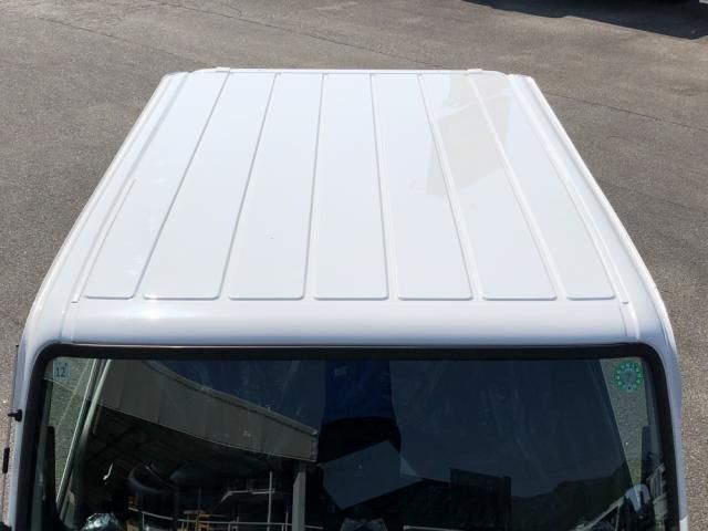 MITSUBISHI CANTER 2024