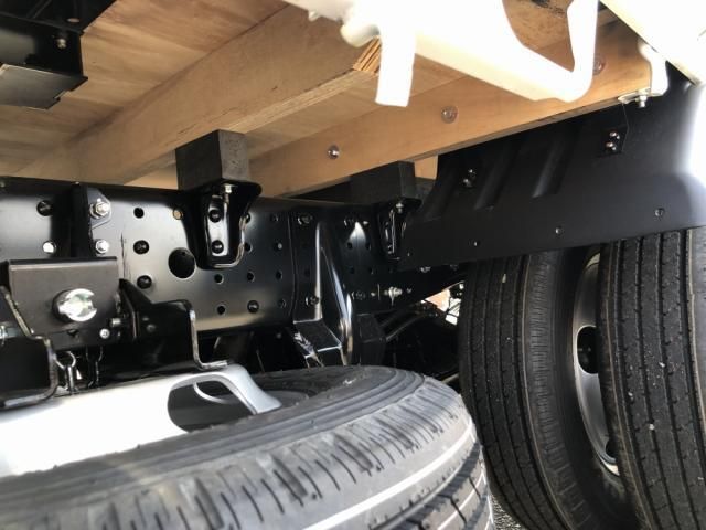 MITSUBISHI CANTER 2024