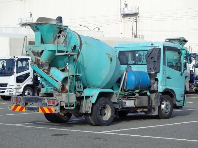NISSAN DIESEL CONDOR 2014