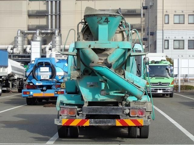 NISSAN DIESEL CONDOR 2014