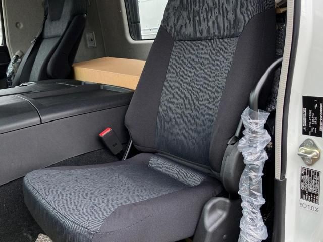 MITSUBISHI FUSOU SUPER GREAT 2025