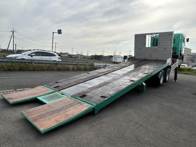 NISSAN DIESEL Quon 2011