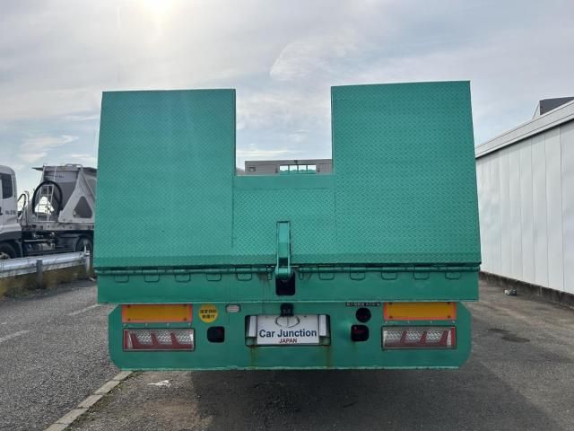 NISSAN DIESEL Quon 2011