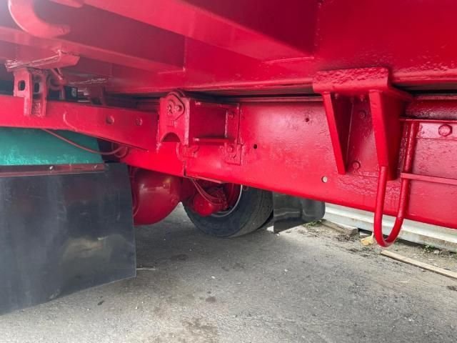 NISSAN DIESEL Quon 2011