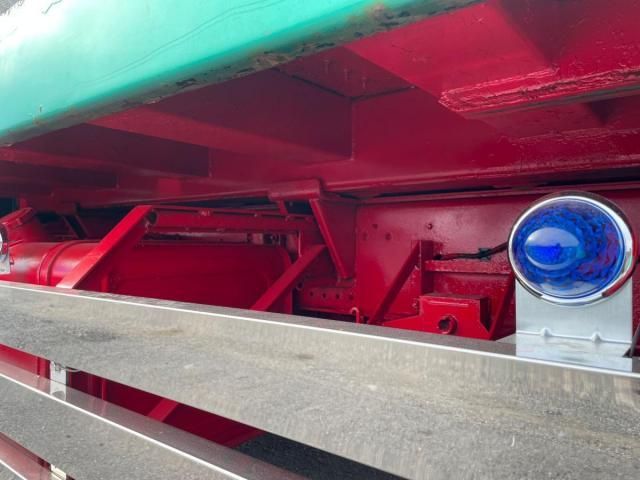 NISSAN DIESEL Quon 2011