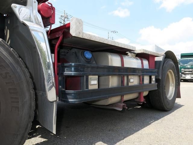 NISSAN DIESEL Quon 2019