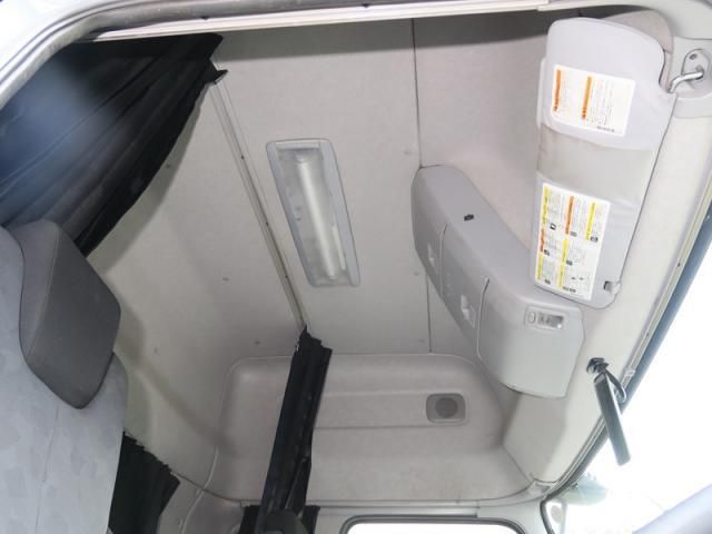 NISSAN DIESEL Quon 2019