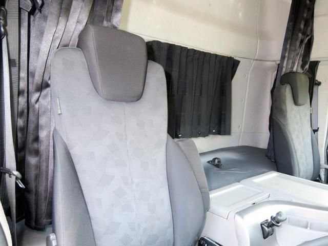 NISSAN DIESEL Quon 2019