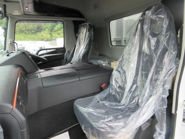 MITSUBISHI FUSOU SUPER GREAT 2024