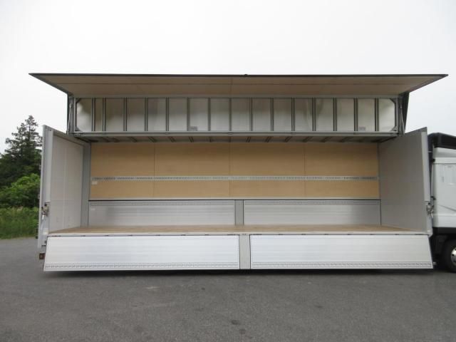 MITSUBISHI FUSOU SUPER GREAT 2024