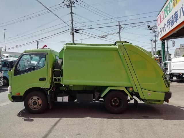 HINO DUTRO 2014