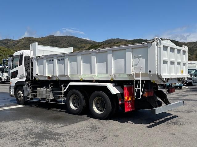 NISSAN DIESEL Quon 2014