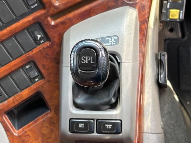 NISSAN DIESEL Quon 2014