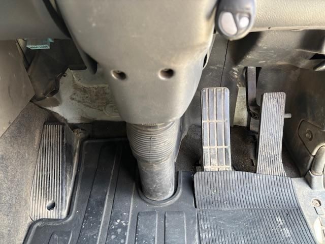 NISSAN DIESEL Quon 2014