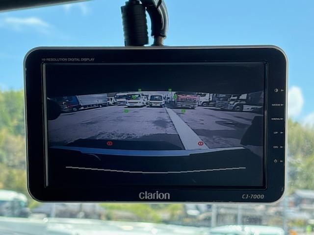 NISSAN DIESEL Quon 2014