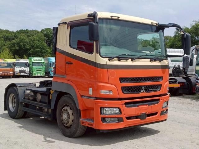 MITSUBISHI FUSOU SUPER GREAT 2015