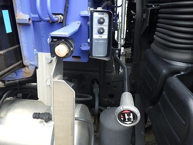 MITSUBISHI FUSOU FIGHTER 2020