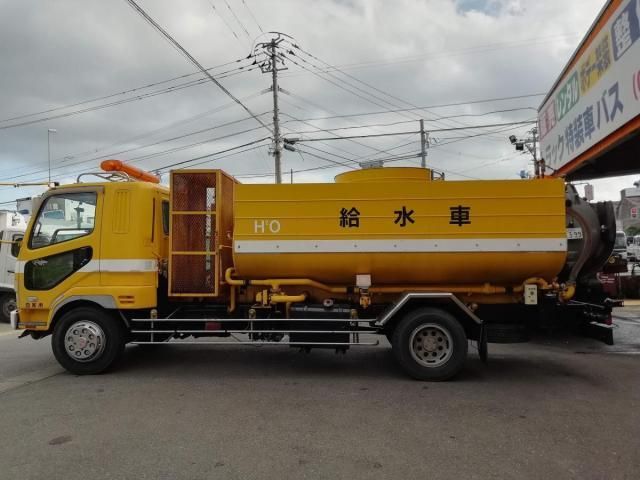 MITSUBISHI FUSOU FIGHTER 2003