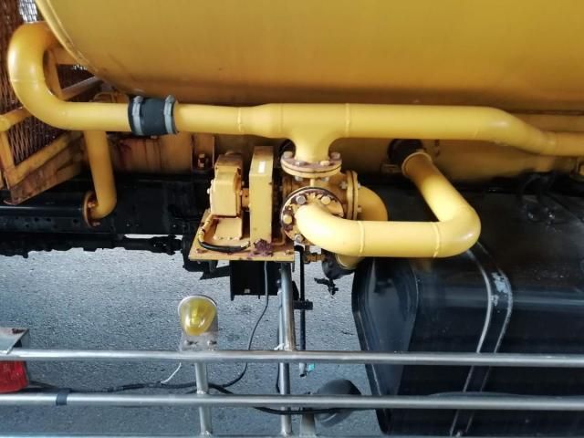 MITSUBISHI FUSOU FIGHTER 2003