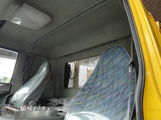 MITSUBISHI FUSOU FIGHTER 2003