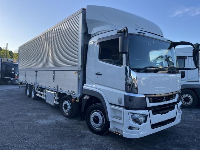 MITSUBISHI FUSOU SUPER GREAT 2018