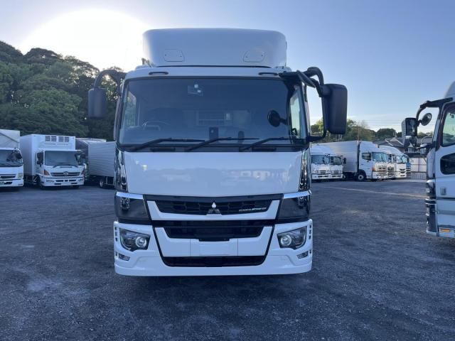 MITSUBISHI FUSOU SUPER GREAT 2018