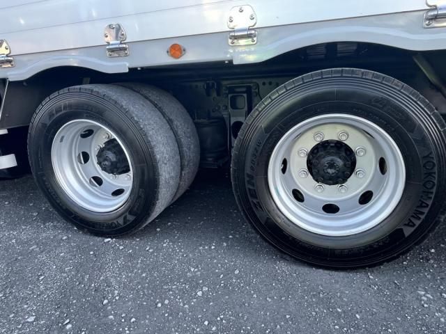 MITSUBISHI FUSOU SUPER GREAT 2018