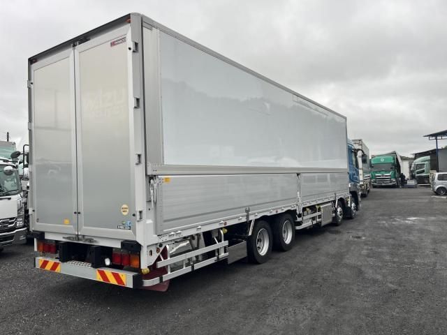 MITSUBISHI FUSOU SUPER GREAT 2019