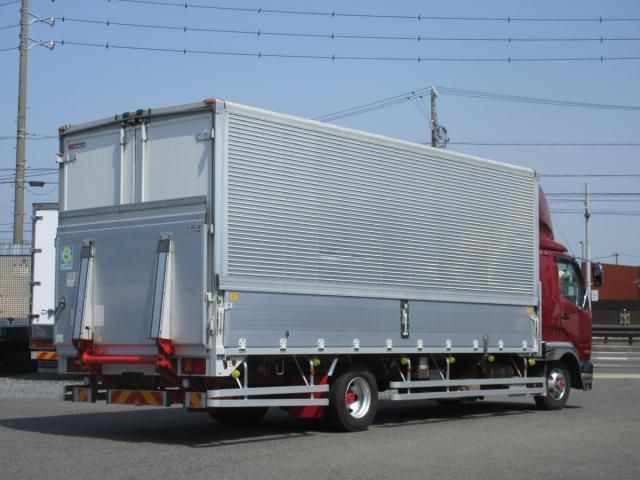 MITSUBISHI FUSOU FIGHTER 2017