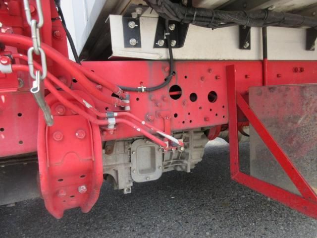 MITSUBISHI FUSOU FIGHTER 2017