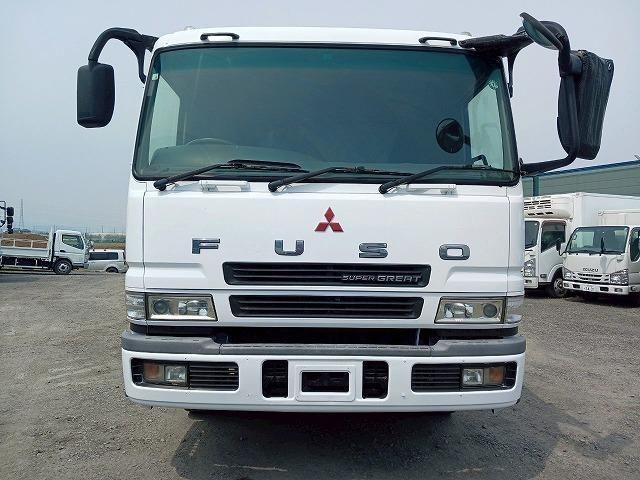 MITSUBISHI FUSOU SUPER GREAT 2003