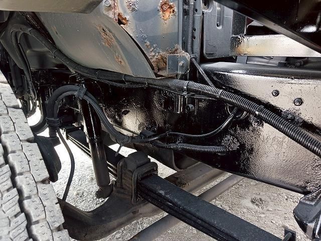 MITSUBISHI FUSOU SUPER GREAT 2003