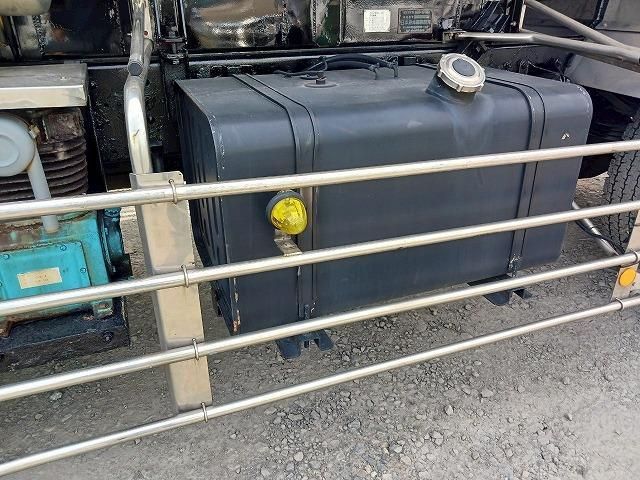 MITSUBISHI FUSOU SUPER GREAT 2003