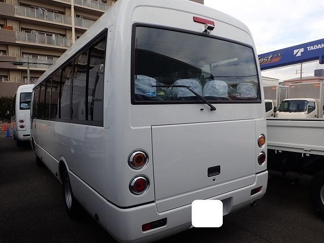 MITSUBISHI ROSA 2025