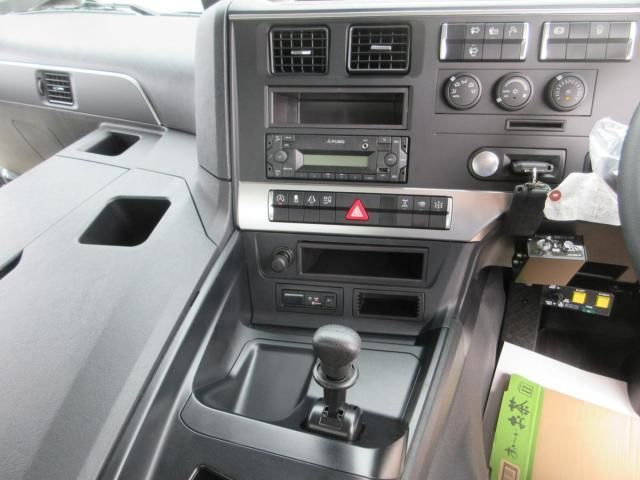 MITSUBISHI FUSOU SUPER GREAT 2025