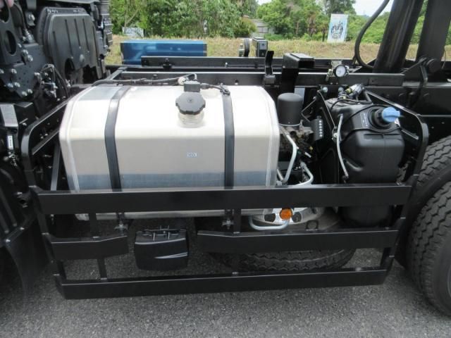 MITSUBISHI FUSOU SUPER GREAT 2025