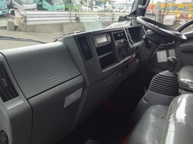 ISUZU ELF 2013