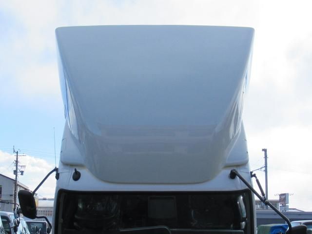 MITSUBISHI FUSOU FIGHTER 2025