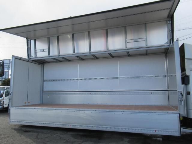 MITSUBISHI FUSOU FIGHTER 2025