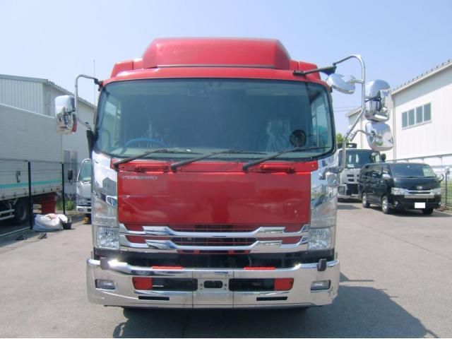 ISUZU FORWARD 2021