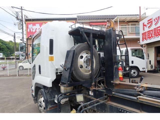 ISUZU FORWARD 2011