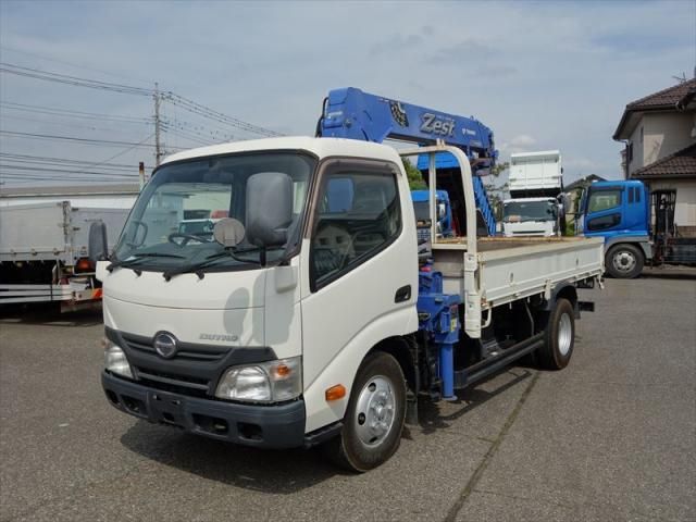 HINO DUTRO 2015