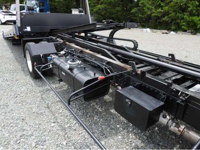 MITSUBISHI CANTER 2022