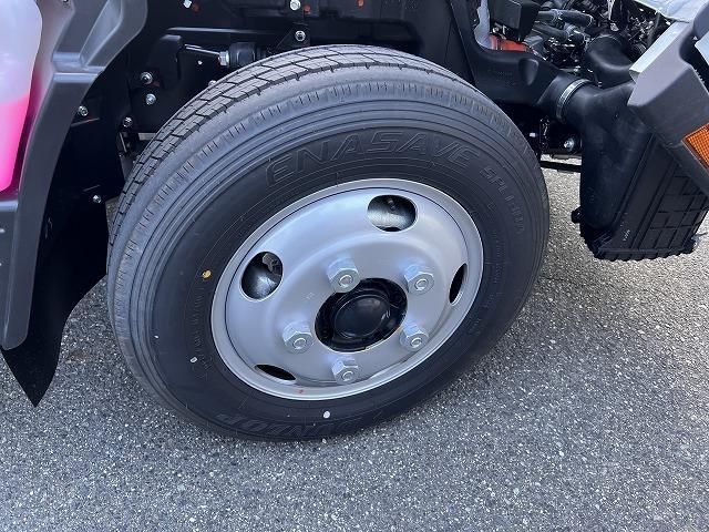 MITSUBISHI CANTER 2025